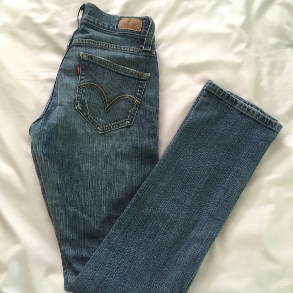 Levi jeans